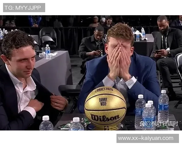 篮网主帅称赞杰明表现出色认为他在NBA中展现了应有的侵略性